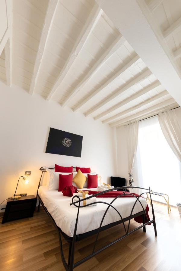 Barcaccia Luxury Suites Rome Extérieur photo