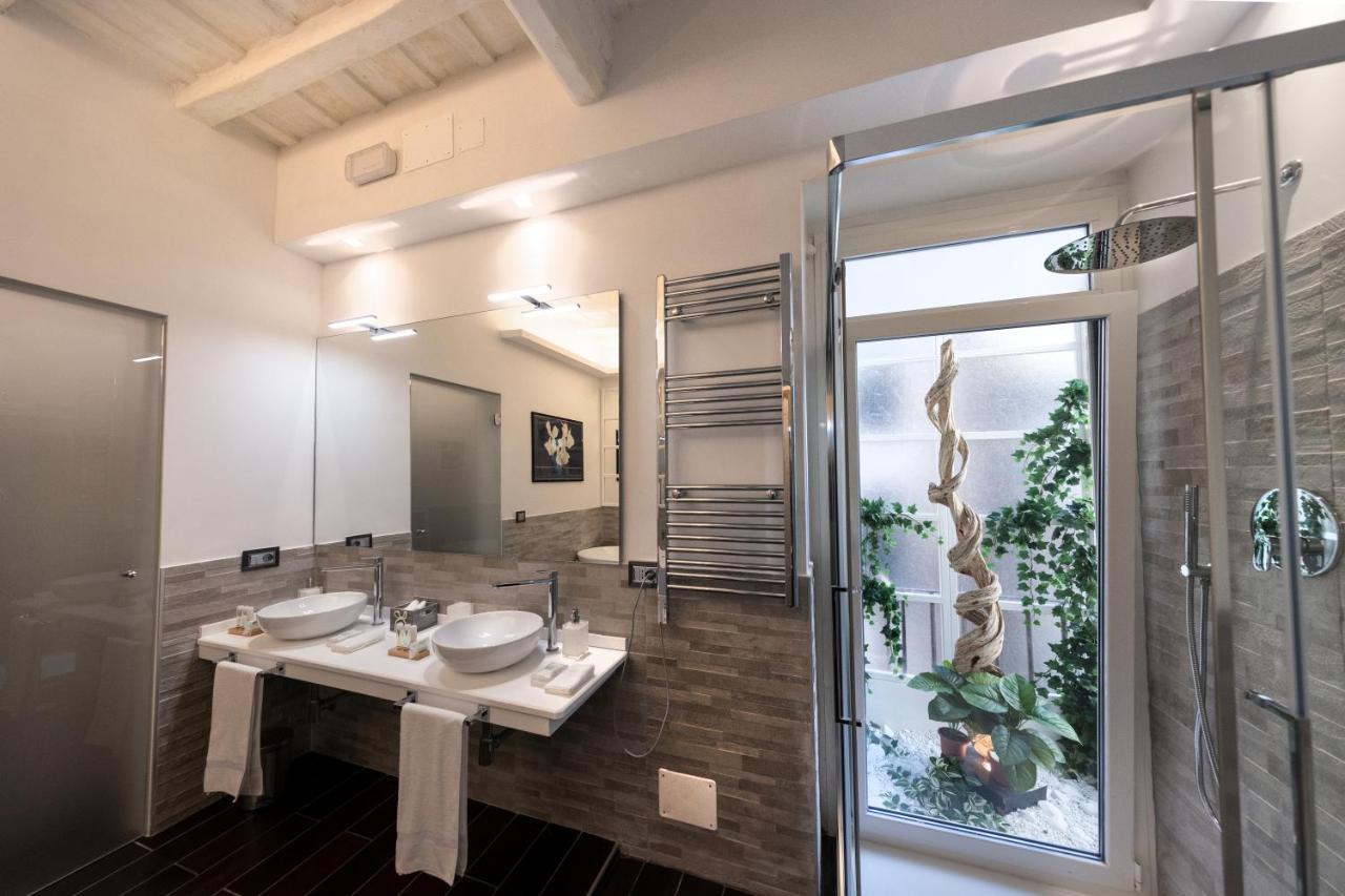 Barcaccia Luxury Suites Rome Extérieur photo